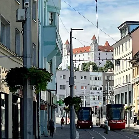 Butique In The Center * Братислава