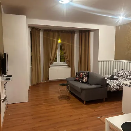 Butique In The Center * 布拉迪斯拉发